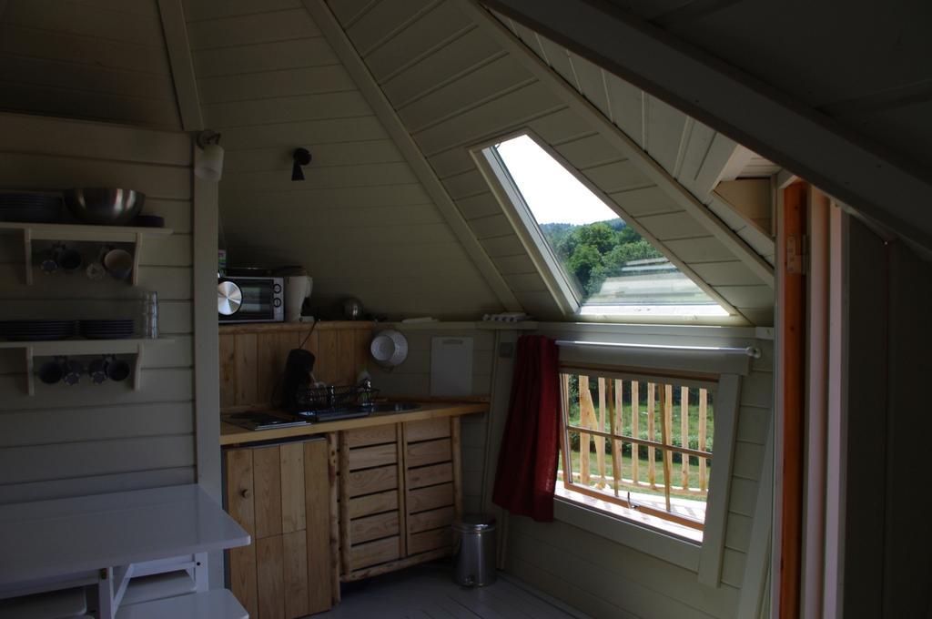 Les Roulottes Et Cabanes Du Livradois Cunlhat 客房 照片