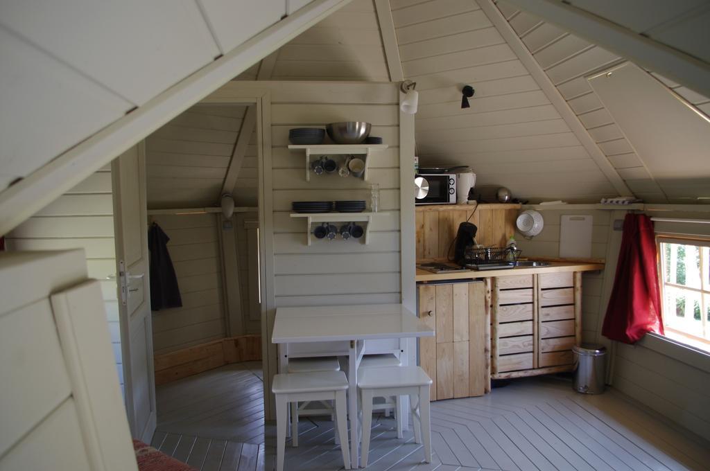 Les Roulottes Et Cabanes Du Livradois Cunlhat 客房 照片